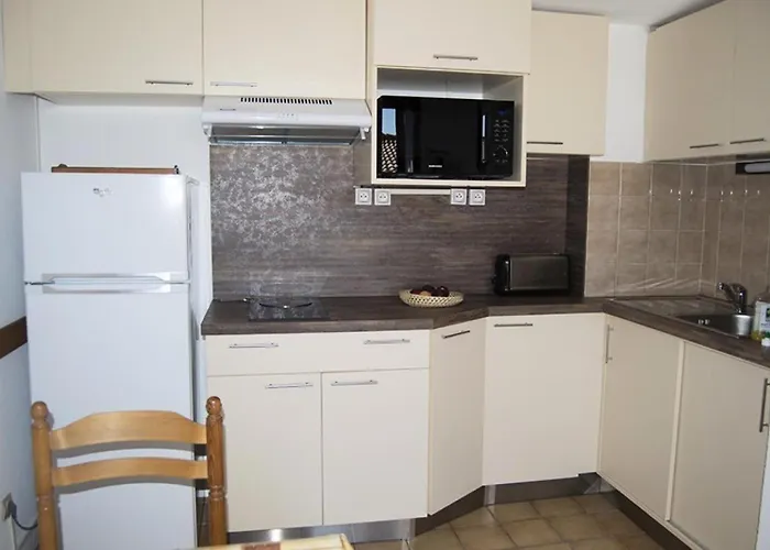 Grande Bleue - Appt T2 Cab Ou Mezz 5 Couchages Port Mae-5364 *